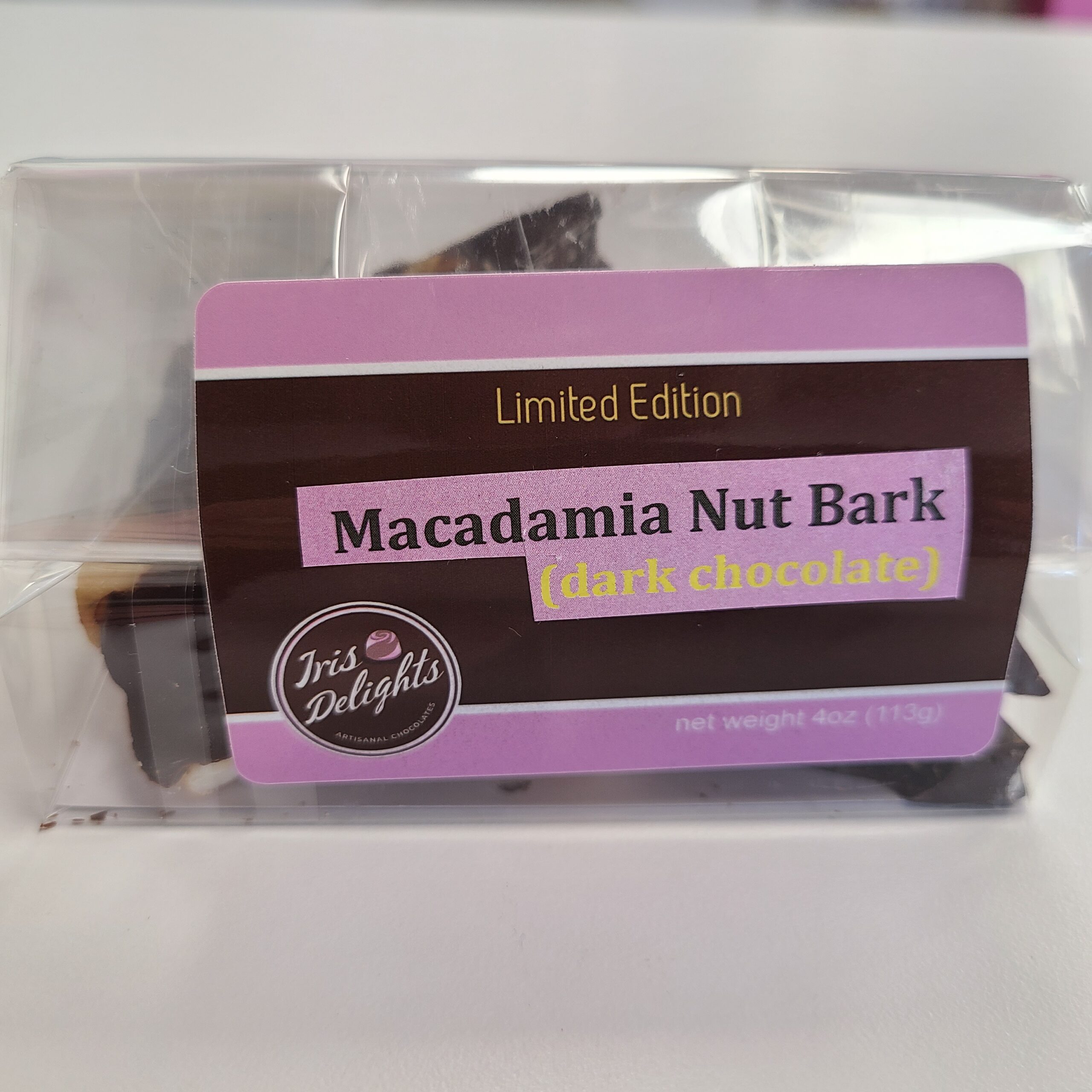Macadamia Nut Bark Dark 1/4 lb.